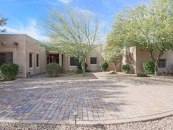 2nd image of 6856 W Calle Lejos