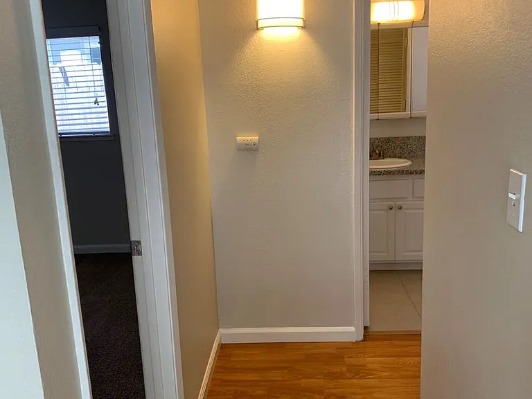 1619 G Street — Photo 6