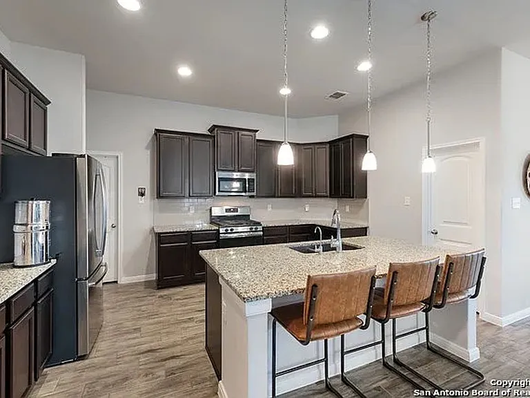 8909 Elizabeth Park — Photo 8