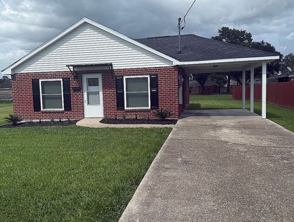 Front yard/ carport