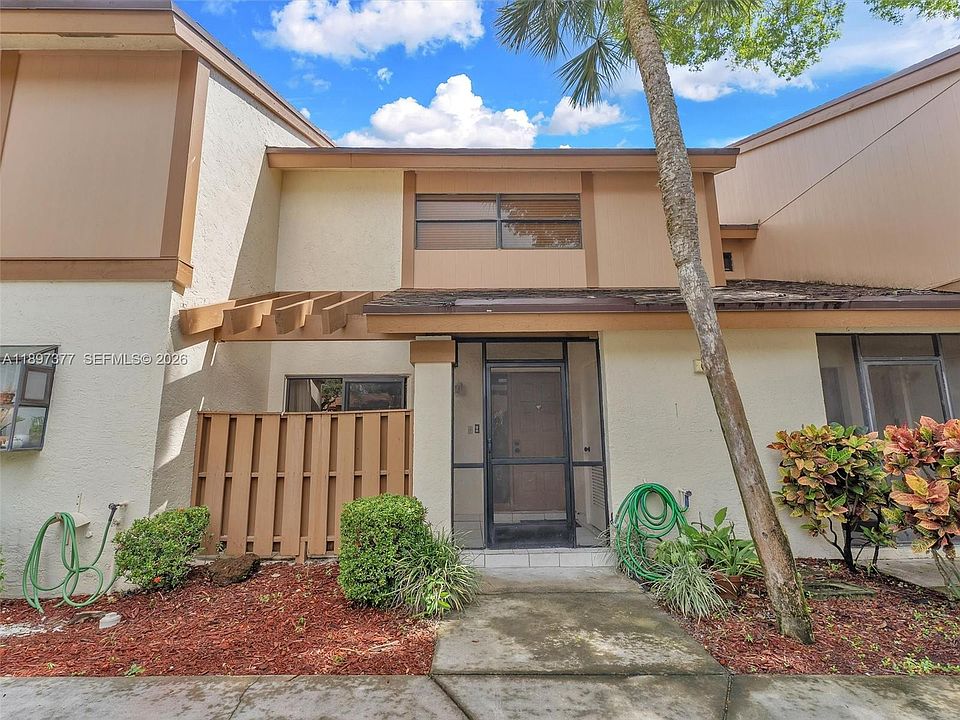 1st image of 3065 NW 48th Ave