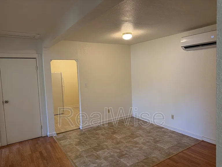 552 Pacific Ave #9 — Photo 7