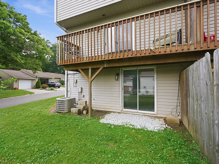 1326 Aarons Way #27 — Photo 47