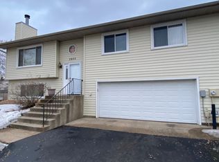 3855 Windcrest Ct, Eagan, MN 55123