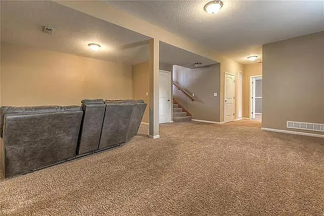 2125 Birch St — Photo 28