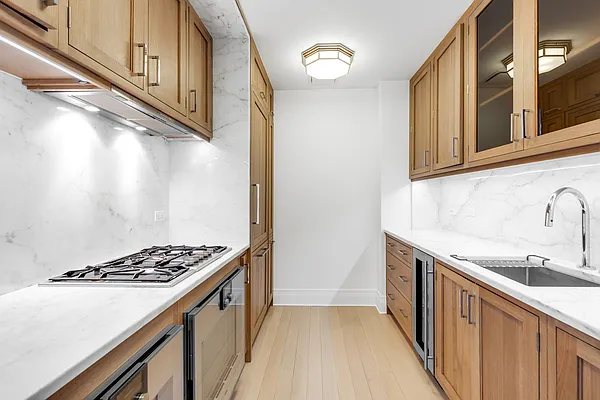 Rented by Douglas Elliman | media 33