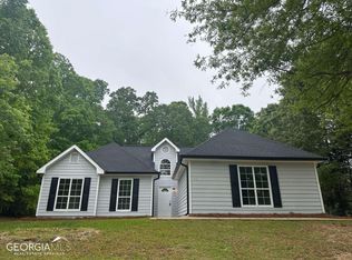 65 Lakefront Dr, Covington, GA 30016