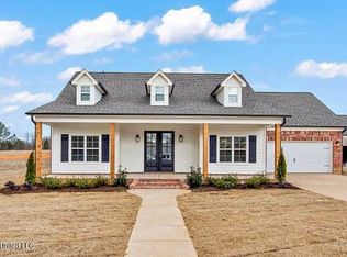 7440 Crosswinds Blvd, Hernando, MS 38632