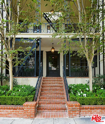 149 S Rodeo Dr Photo 1