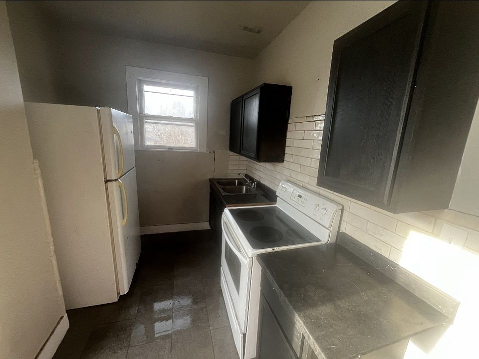 1st image of 93 Fountain Ave
