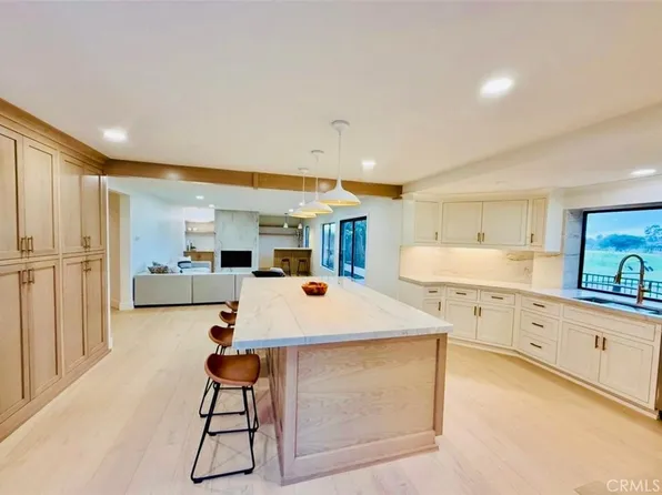 2207 Inverness Ct, Oxnard, CA 93036