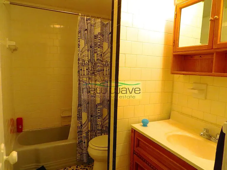 56 Queensberry St #G3 — Photo 9