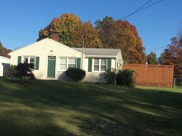 2567 Mayfair Rd, Akron, OH 44312