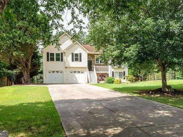 97 Caroline Ln, Dallas, GA 30132