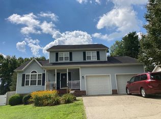 8 Sterling Dr, Hurricane, WV 25526