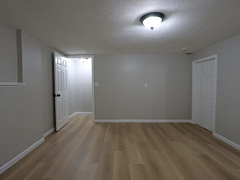 1686 Jupiter Ave — Photo 35