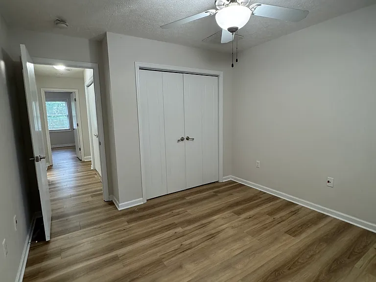 207 Portico St — Photo 23