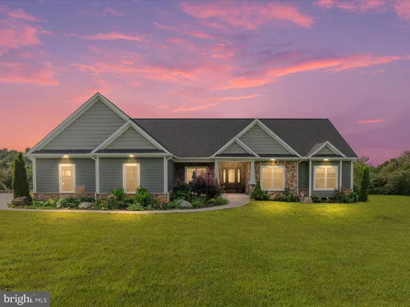 374 Stonymeade Dr, Winchester, VA 22602