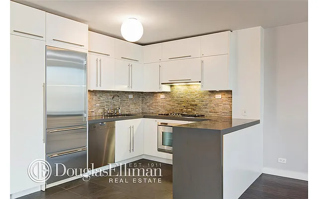 Rented by Douglas Elliman | media 22