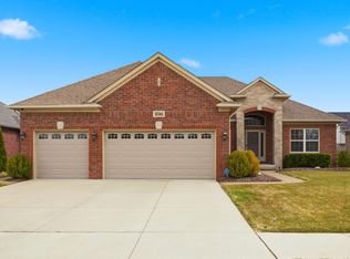 55362 Trevino Dr, Macomb, MI 48042