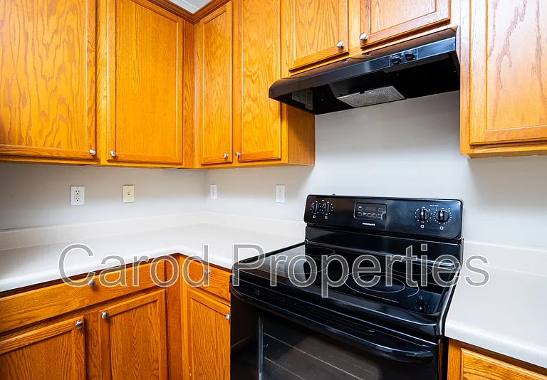 8829 Arbor Creek Dr — Photo 7