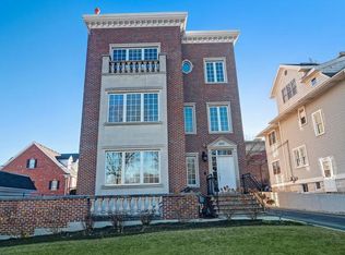 107 S Grant St UNIT 1, Hinsdale, IL 60521