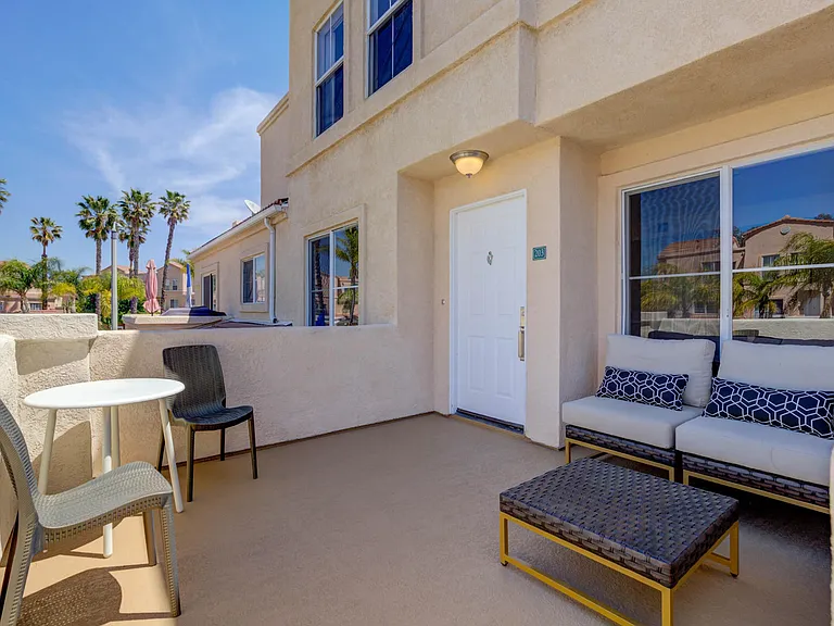 River Ranch Townhomes & Apartments — Photo 81