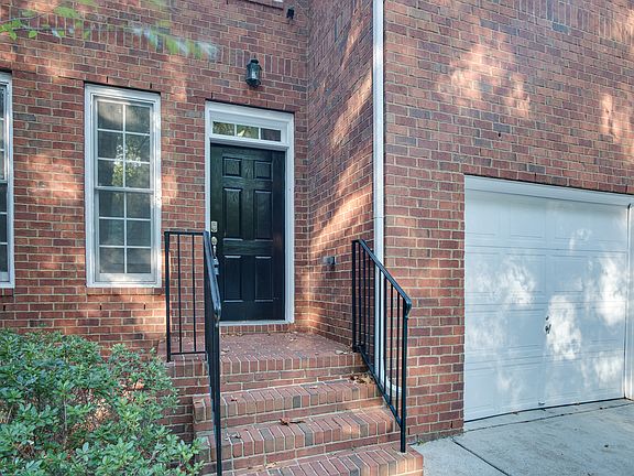2nd image of 4707 Longcourt Dr SE #4707