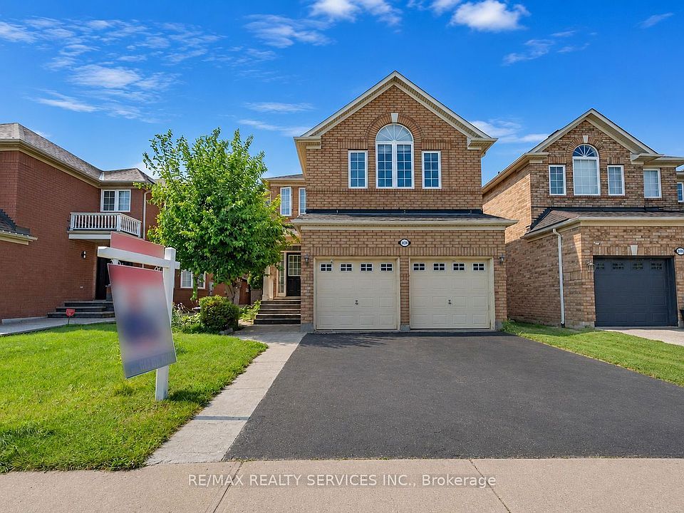 1st image of 3696 Waterfall Cres