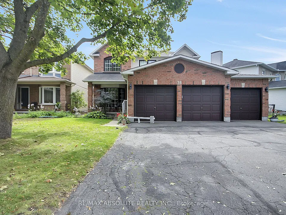 38 Forestglade Cres