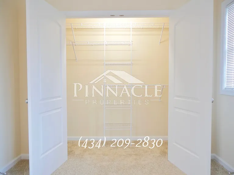 2313 Acorn St #B — Photo 15