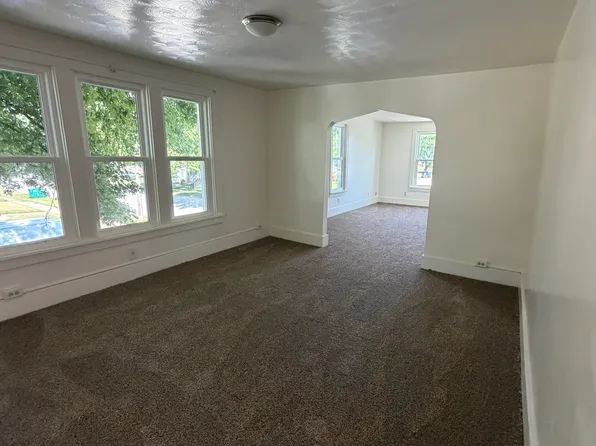 720 Locust St, Mishawaka, IN