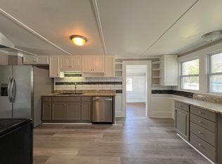 2204 Main Avenue Dr NW, Hickory, NC 28601