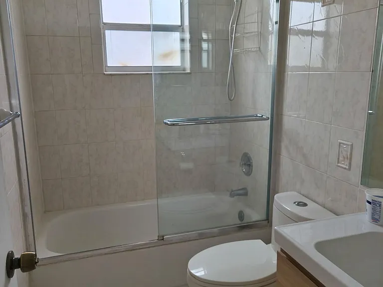122 Normandy Ln #C — Photo 15