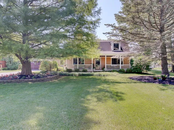 8639 W 96th St, Zionsville, IN 46077