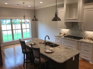 1101 Cherry Ln, Brandon, MS 39042