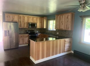 855 Mann Hill Rd, Holden, ME 04429