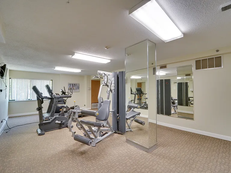 1800 Huntington Blvd #206 — Photo 12