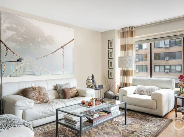 33-47 14th Street image 4 of 16