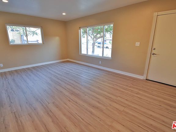 2nd image of 25456 Toluca Dr