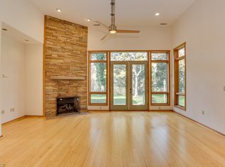 1608 Moores Ln, Virginia Beach, VA 23455