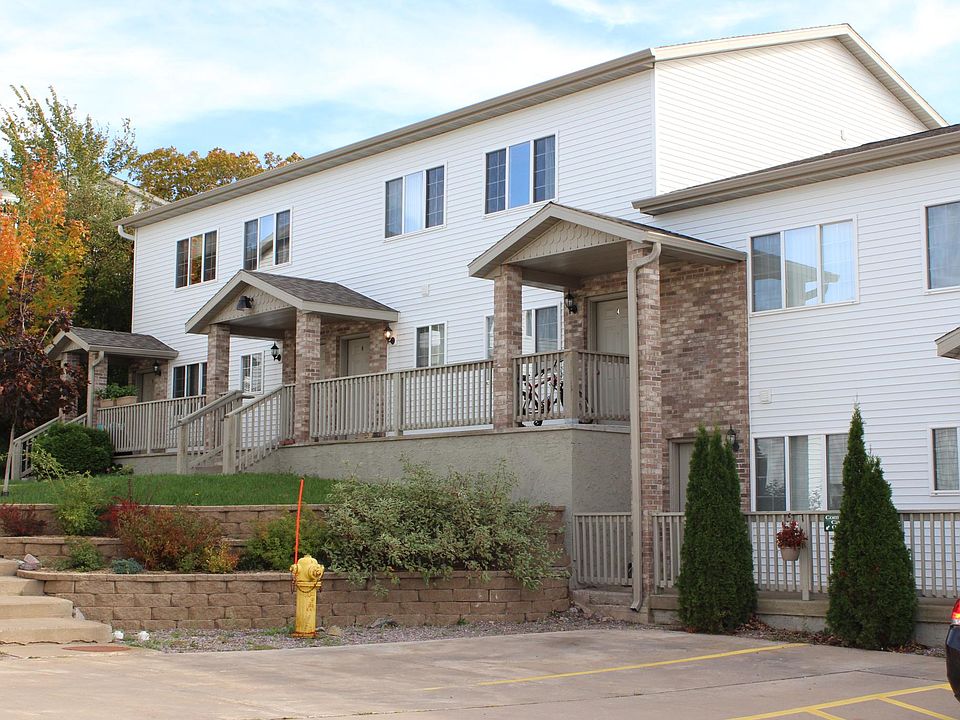 1st image of 1021 Hancock St APT 4