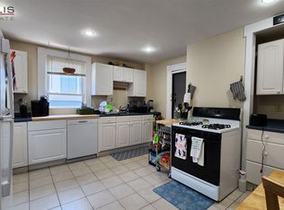 2134 Commonwealth Ave, Newton, MA 02466