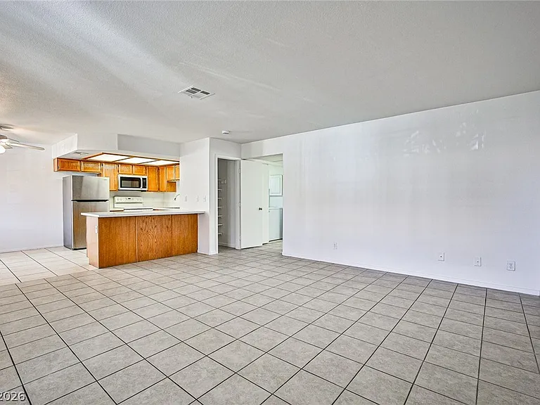 8410 Eldora Ave #1020 — Photo 6