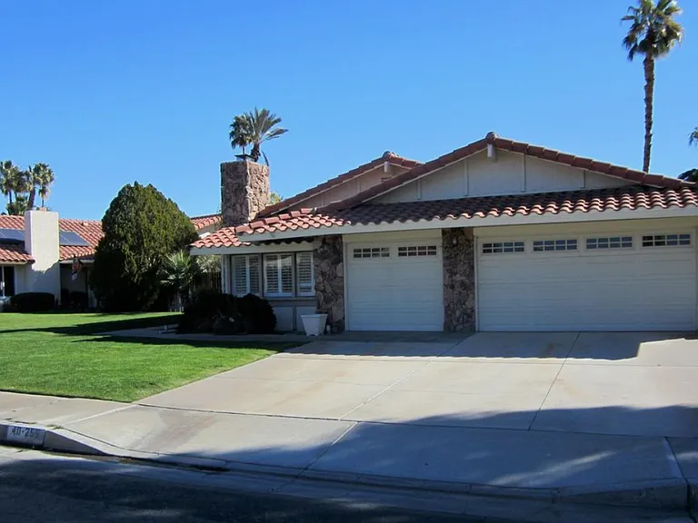 40255 Sagewood Dr — Photo 2