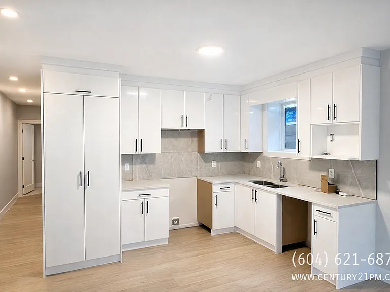 20264 27a Ave #1 — Photo 1