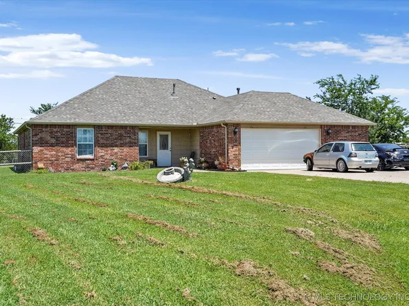 18927 Valley Ave, Collinsville, OK 74021