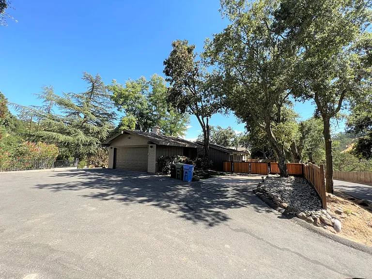 2626 Mount Diablo Scenic Blvd — Photo 3