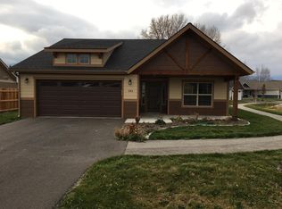 208 Kuskanook Rd, Sandpoint, ID 83864