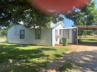 1900 SW 2nd Ave, Mineral Wells, TX 76067